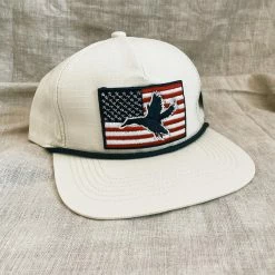 Burlebo: American Flag Duck Hat
