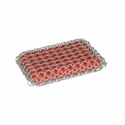 Lodge: Red Silicone + Chainmail Scrubbing Pad