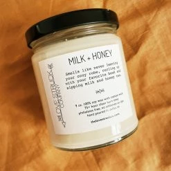 Lovestruck Co Struck Co: Cashmere Candle