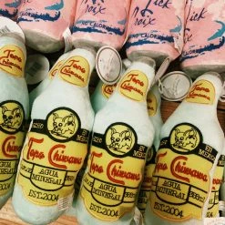 Haute Diggity Dog Topo Chiwawa Dog Toy Lake