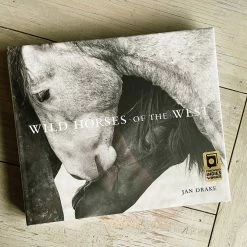 Gibbs Smith Wild Horses Of The West