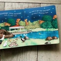 Sourcebooks Night-Night Arkansas Arkansas Razorbacks