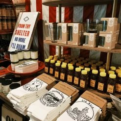 Arkansas Makers Guenther Apiary: Arkansas Honey