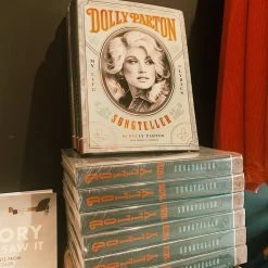 Hachette Dolly Parton, Songteller: My Life In Lyrics