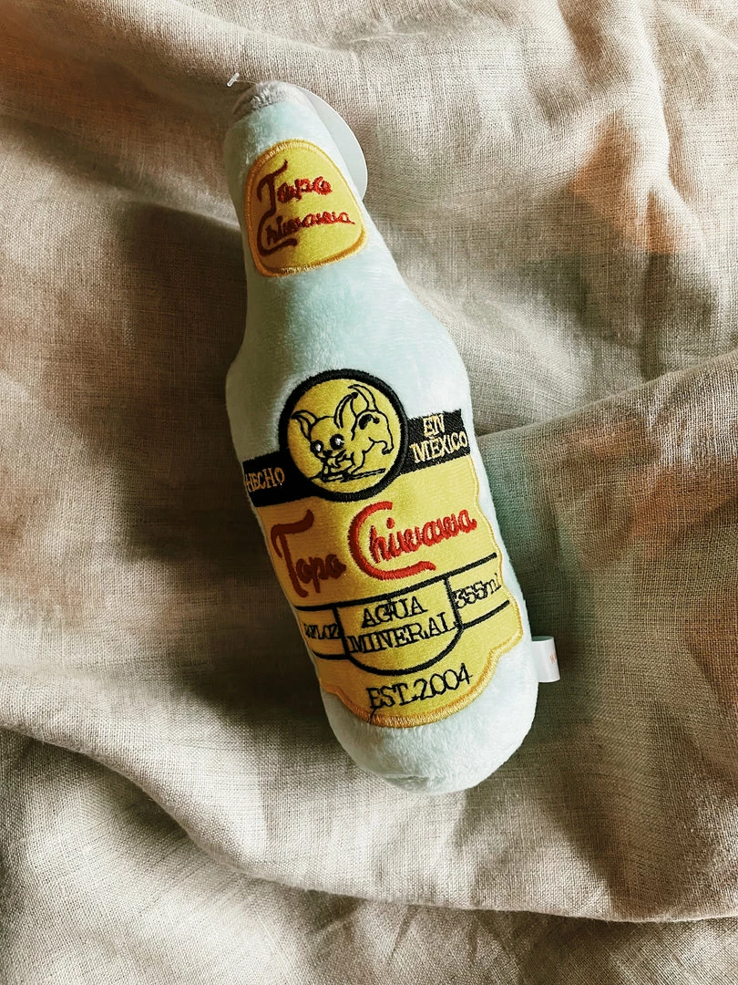 Haute Diggity Dog Topo Chiwawa Dog Toy Lake