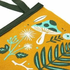 Oxford Pennant: Brave The Woods Pennant