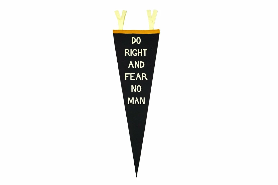 Oxford Pennant: Do Right And Fear No Man Pennant