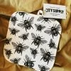 Counter Couture Honey Bee Pot Holder