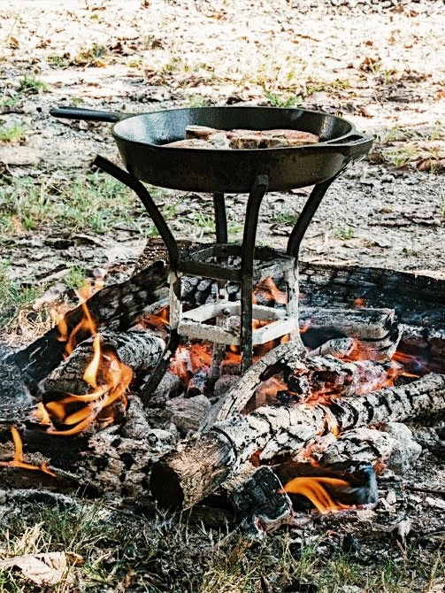 Kitchenware Lodge: Fire And Cook Stand