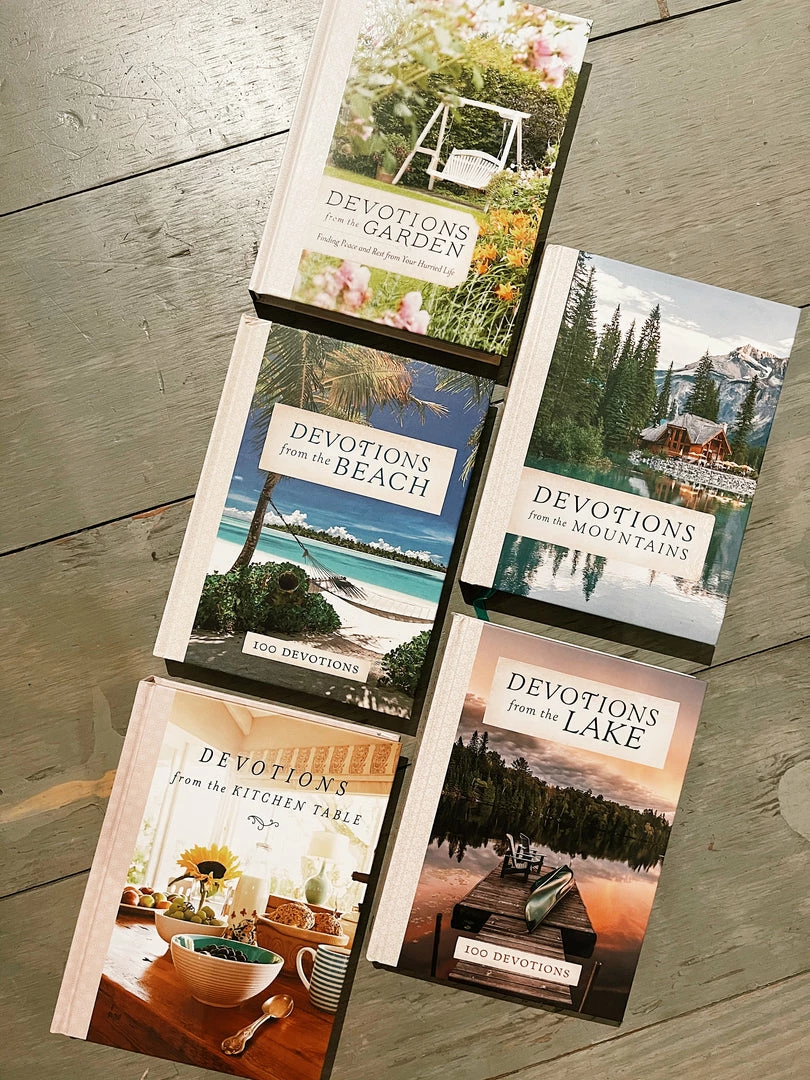 Harper Collins Gifts For Her Devotions From The Lake