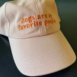 Lucy & Co.: Dogs Are My Fav Hat