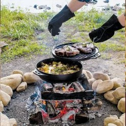 Lodge: Leather Gloves